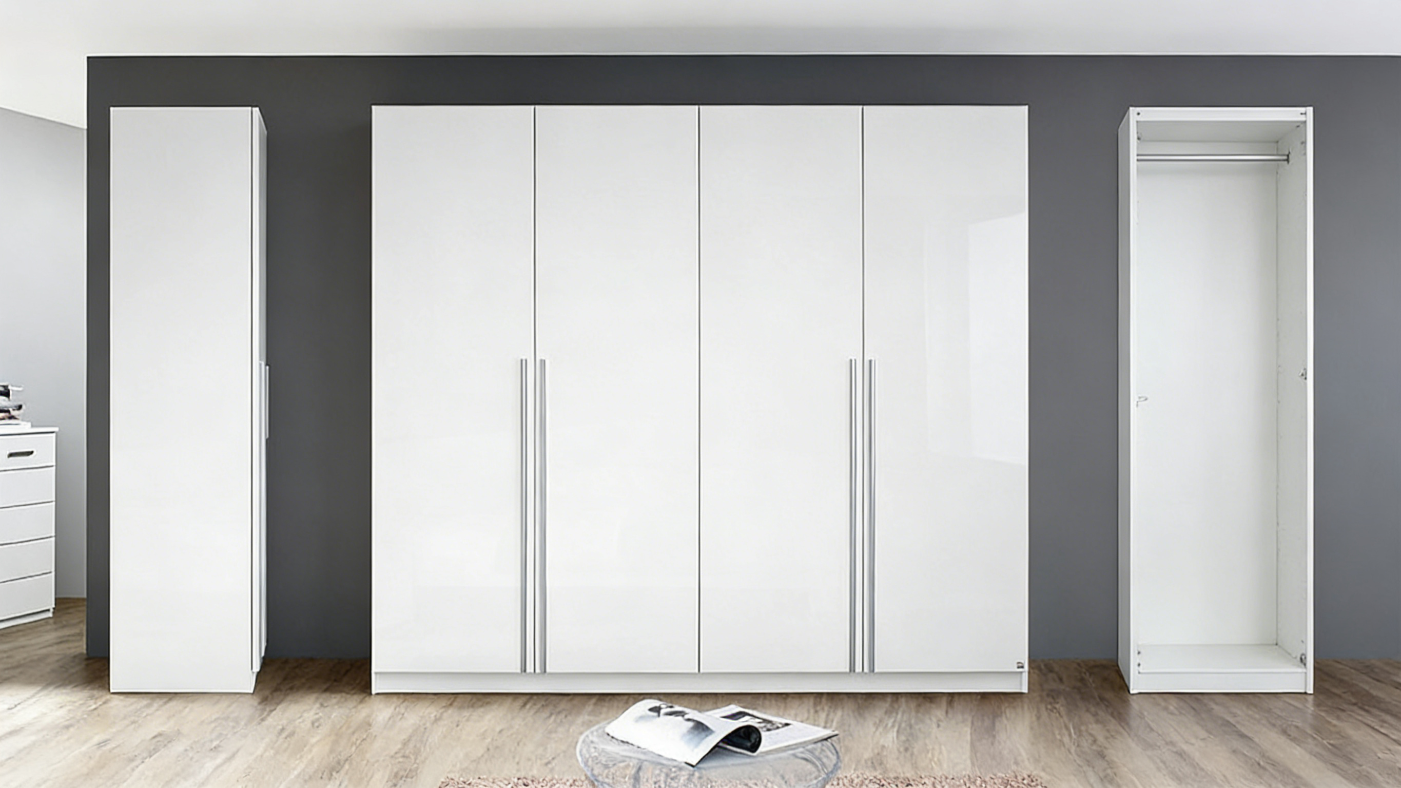 Hochglanz Kleiderschrank 4-türig mit LED-Beleuchtung